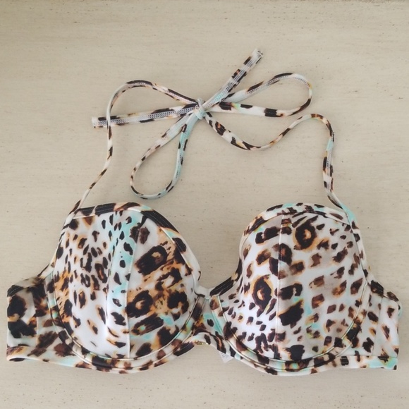 Victoria Secret Swim Top NWOT - Picture 2 of 5